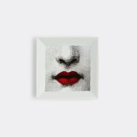 Fornasetti Tableware - 'Tema e Variazioni n.397' square plate, red, black and white in WHITE 100% porcelain