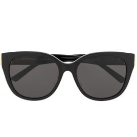 Balenciaga Eyewear cat-eye tinted BB sunglasses - Black