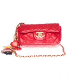 Chanel Mini Charms Shoulder bag in Red quilted leather and Gold hardware, Red