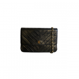 Chanel Shoulder Bag In Chevron In Black Lambskin Leather With Gold-Colored Hardware, Black