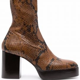 Chloé 90mm snakeskin-effect boots - Brown