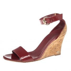 Gucci Red Patent Leather Cork Wedge Ankle Strap Sandals Size 39.5