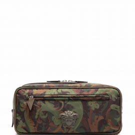 Versace camouflage-print clutch bag - Green