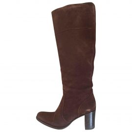 https://images.vestiairecollective.com/produit/3267537-1_1.jpg Queenie leather riding boots